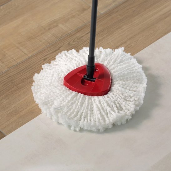 balai-serpillere-balai-brosse-triangulaire espagnol