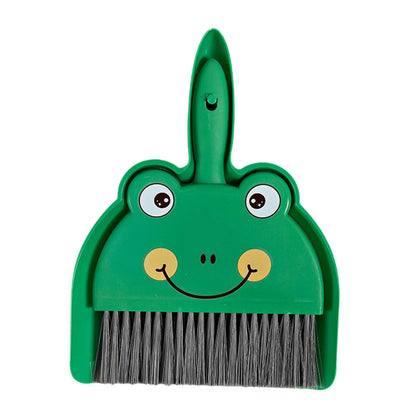 pelle-et-balayette-grenouille-verte