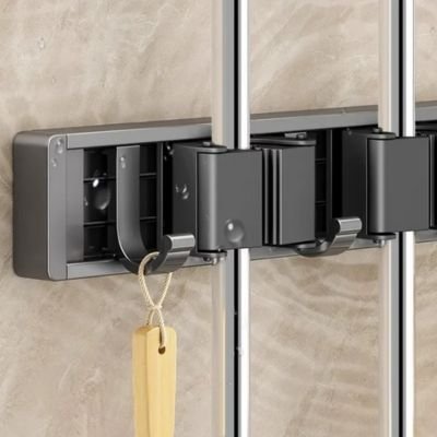 Porte balai mural modulable