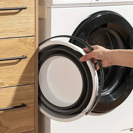 cacher votre seau pliable entre 2 meuble